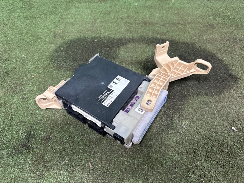 Блок предохранителей, 8000 рублей, Москва