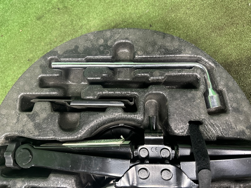 Домкрат, 10000 рублей, Москва