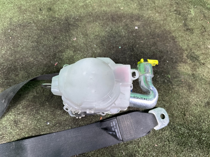 Ремень безопасности, 15000 рублей, Москва