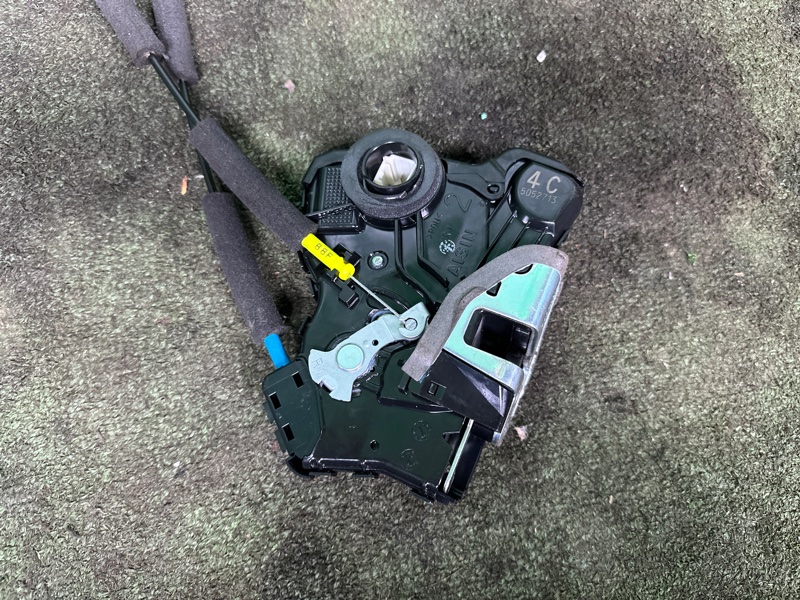 Замок боковой двери, 5000 рублей, Москва