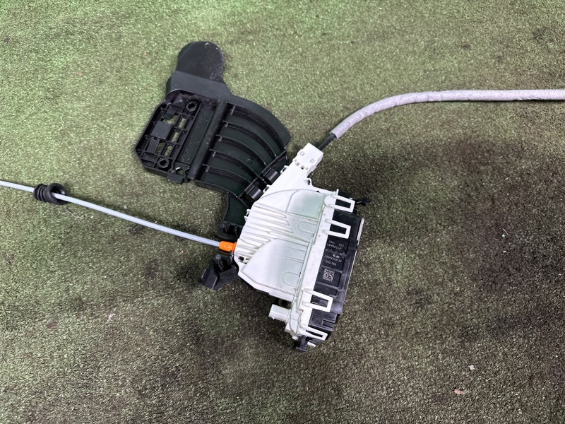 Замок боковой двери, 2000 рублей, Москва