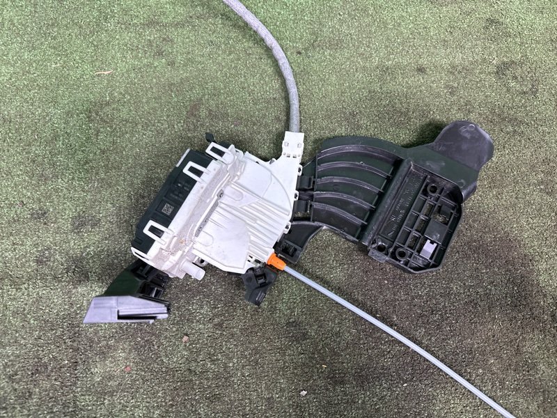 Замок боковой двери, 2000 рублей, Москва