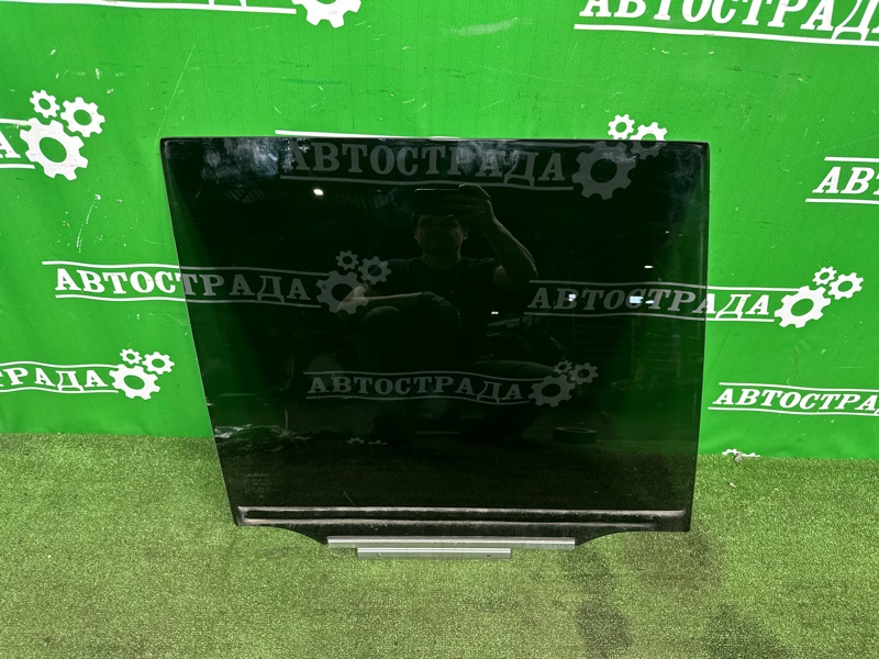 Стекло двери, 8000 рублей, Москва