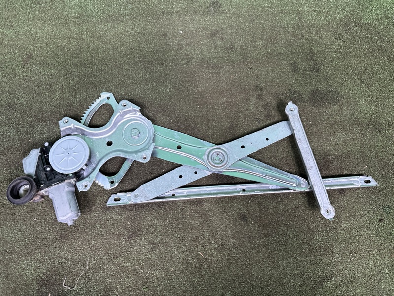 Стеклоподъемник, 2000 рублей, Москва