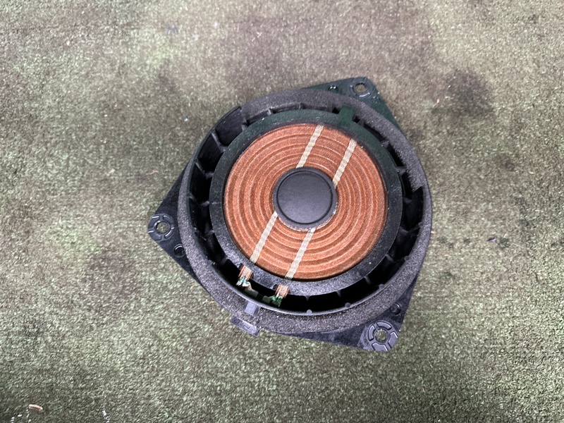 Динамик, 2000 рублей, Москва