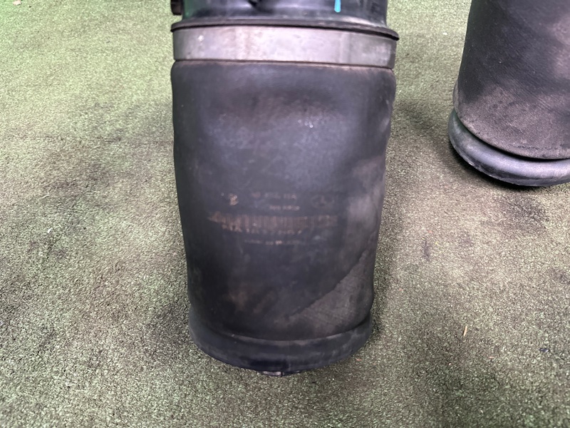 Подушка пневмоподвески, 5000 рублей, Москва