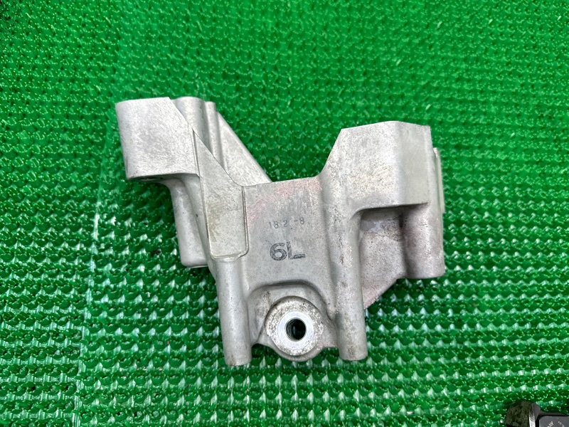 Кронштейн опоры двигателя, 15000 рублей, Москва