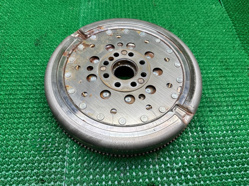 Маховик, 10000 рублей, Москва