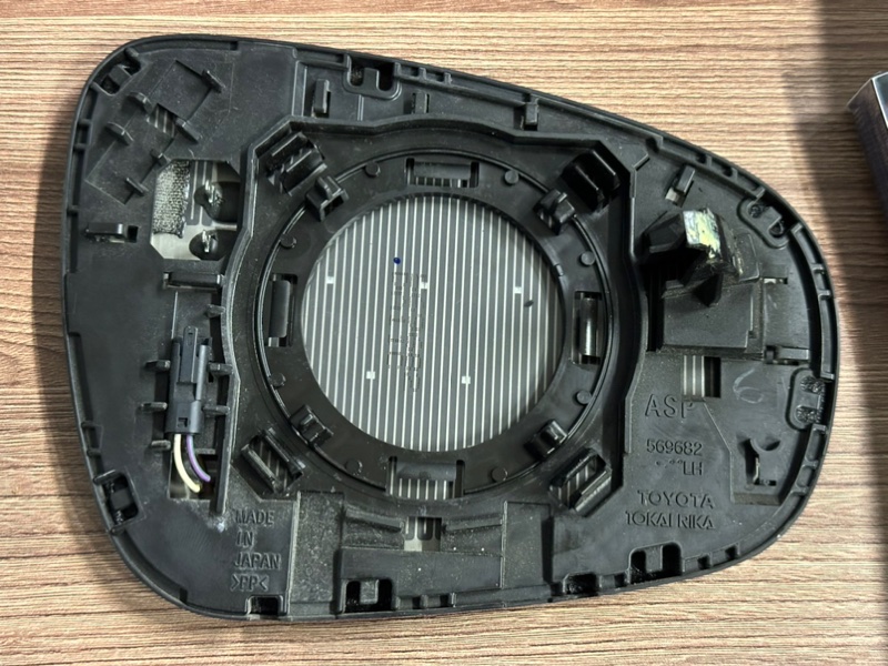 Зеркальный элемент, 25000 рублей, Москва