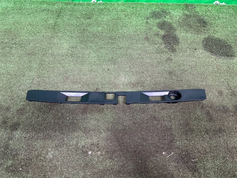 Накладка двери багажника, 3000 рублей, Москва