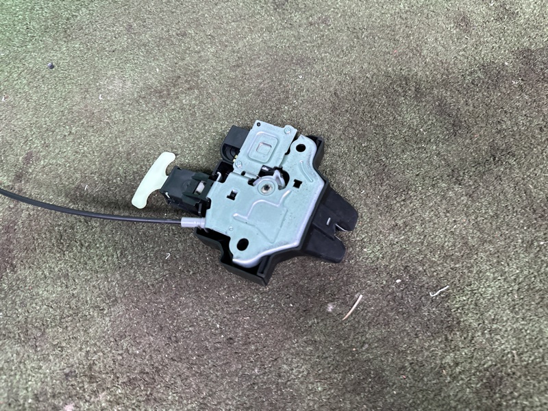 Замок двери багажника, 30000 рублей, Москва