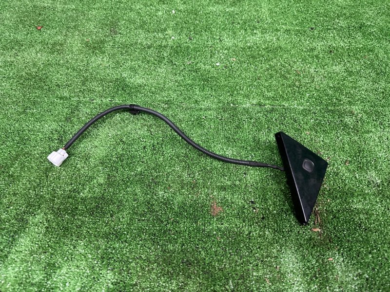 Кнопка открывания багажника, 2000 рублей, Москва