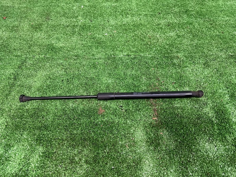 Амортизатор стекла двери багажника, 1500 рублей, Москва