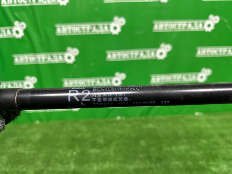 Амортизатор стекла двери багажника, 1500 рублей, Москва