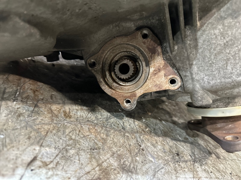 Раздаточная коробка, 11000 рублей, Москва