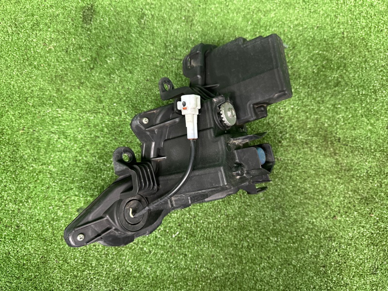 Фара противотуманная, 20000 рублей, Москва