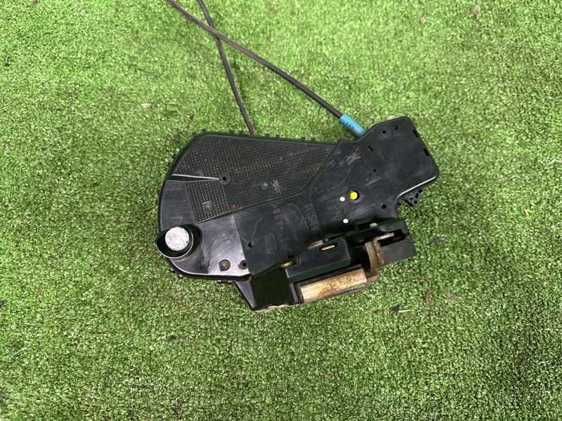 Замок багажника, 8000 рублей, Москва