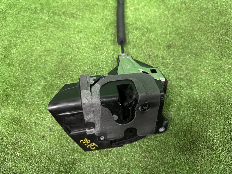 Замок боковой двери, 4000 рублей, Москва