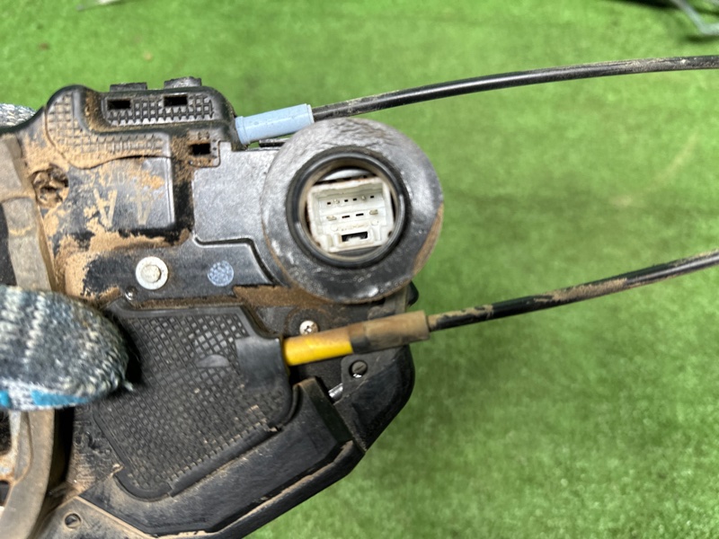 Замок боковой двери, 3000 рублей, Москва