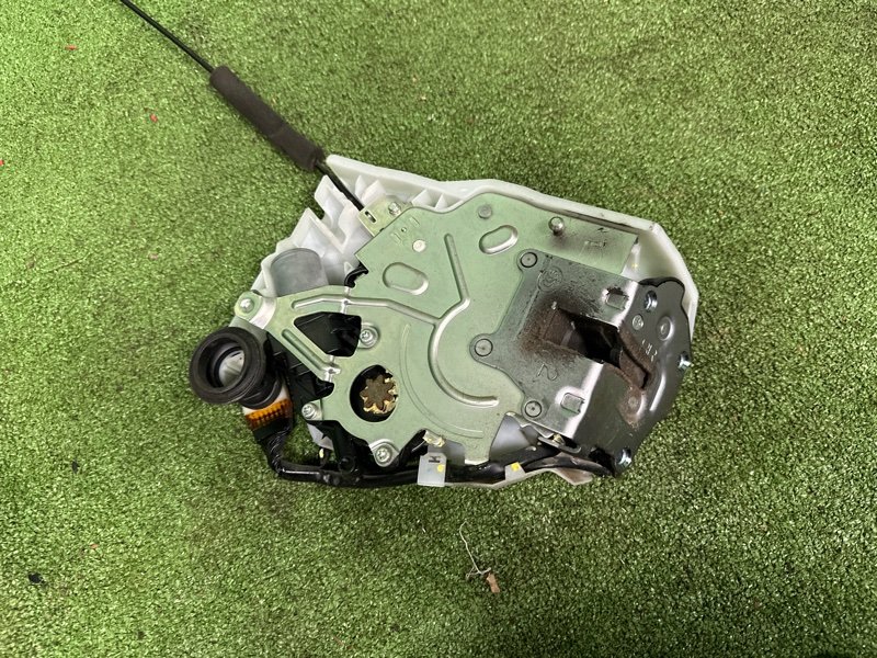 Замок боковой двери, 2000 рублей, Москва