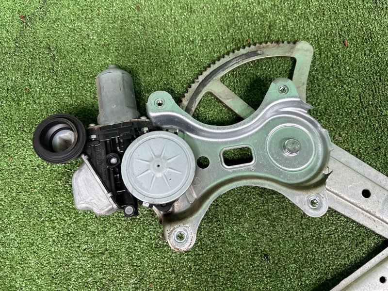 Стеклоподъемник, 10000 рублей, Москва