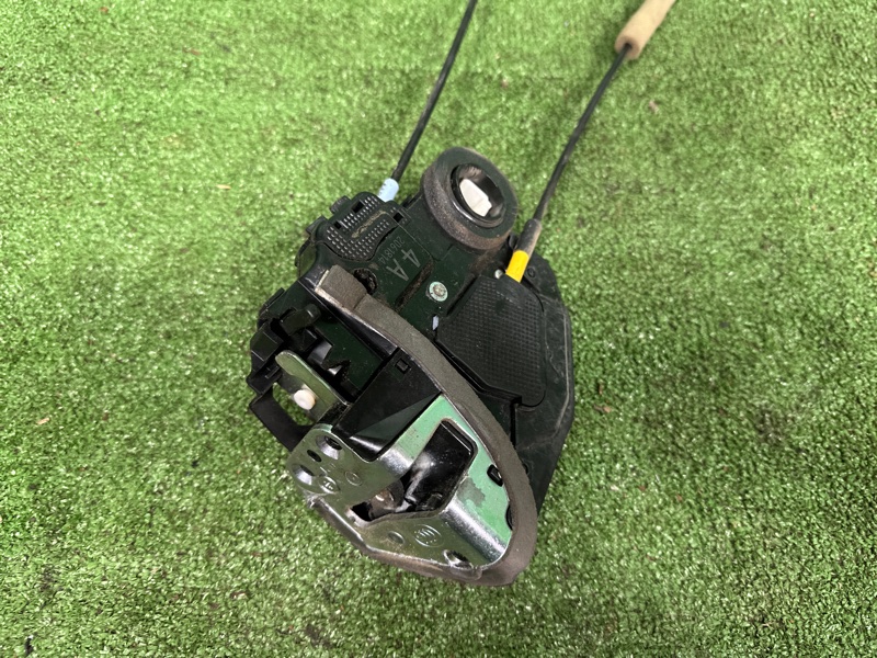 Замок боковой двери, 3000 рублей, Москва