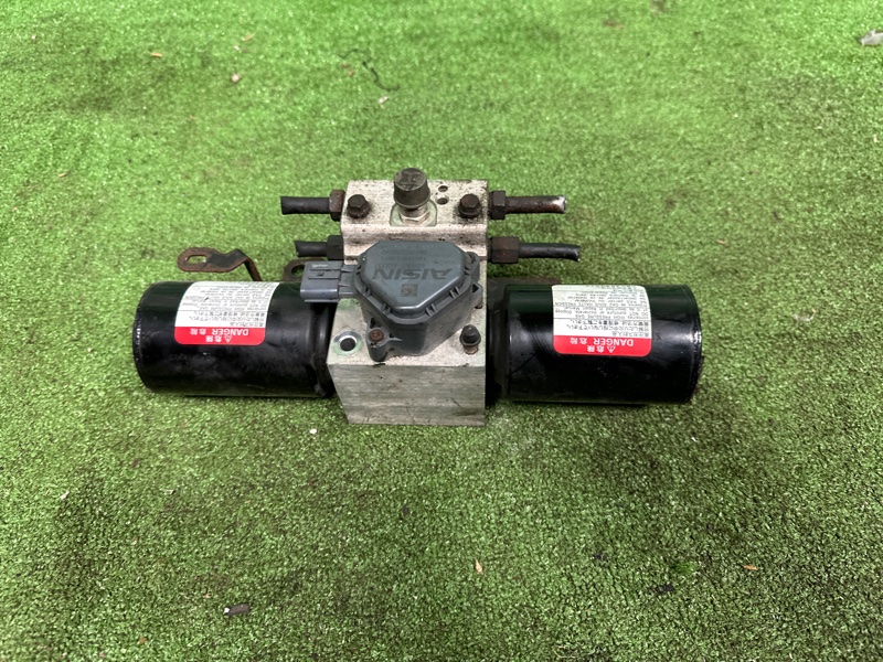 Блок клапанов гидроподвески, 55000 рублей, Москва