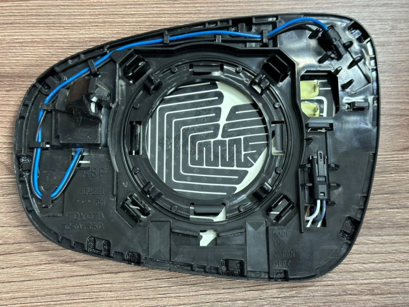 Зеркальный элемент, 25000 рублей, Москва