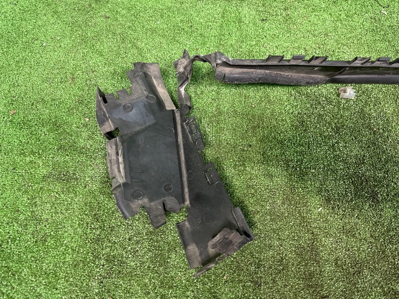 Накладка на рамку радиатора, 2000 рублей, Москва