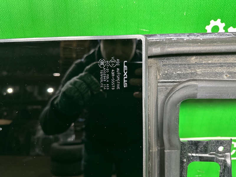 Стекло панорамной крыши, 150000 рублей, Москва