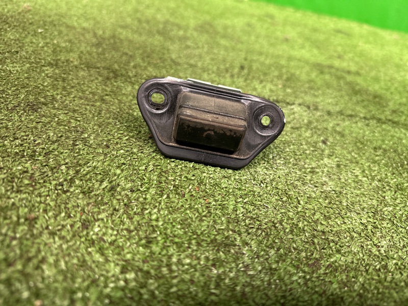 Кнопка открывания багажника, 1500 рублей, Москва