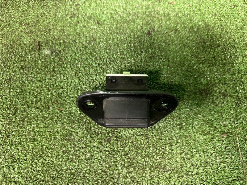 Кнопка открывания багажника, 1500 рублей, Москва