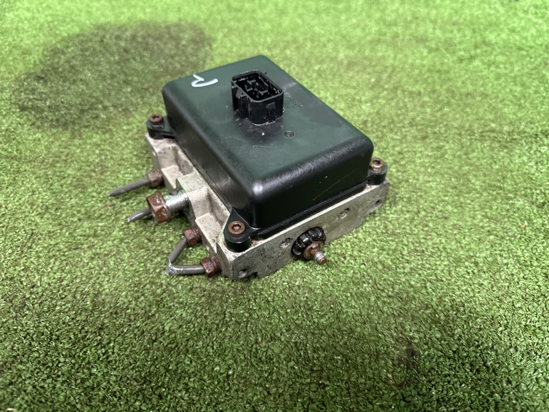 Блок клапанов гидроподвески, 30000 рублей, Москва