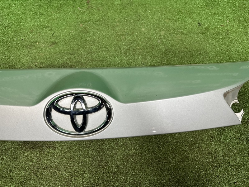 Накладка крышки багажника, 20000 рублей, Москва