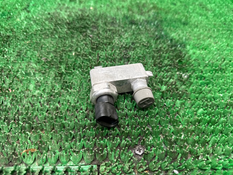 Датчик давления компрессора кондиционера, 2000 рублей, Москва