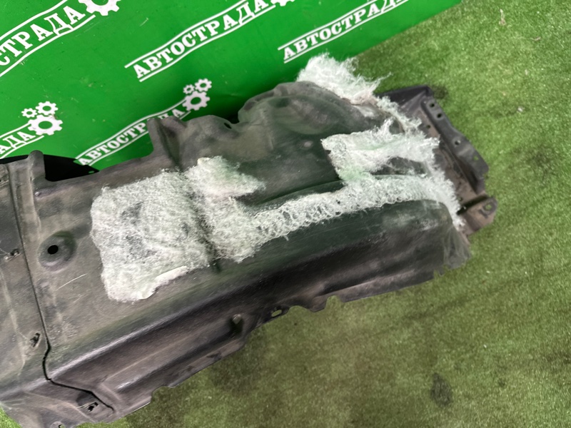 Подкрылок, 4000 рублей, Москва