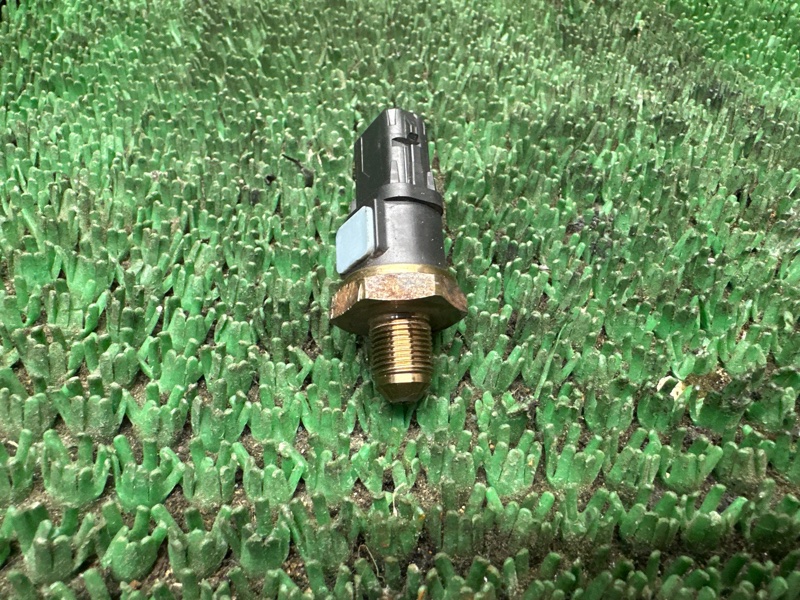 Датчик давления топлива, 2000 рублей, Москва