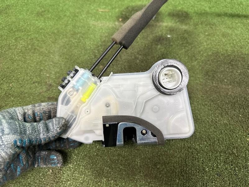 Замок боковой двери, 3000 рублей, Москва