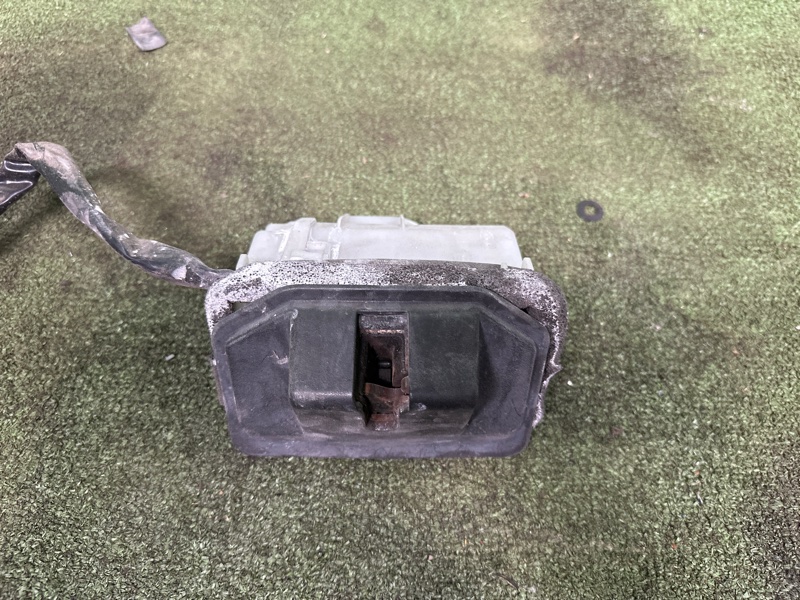 Замок багажника, 15000 рублей, Москва