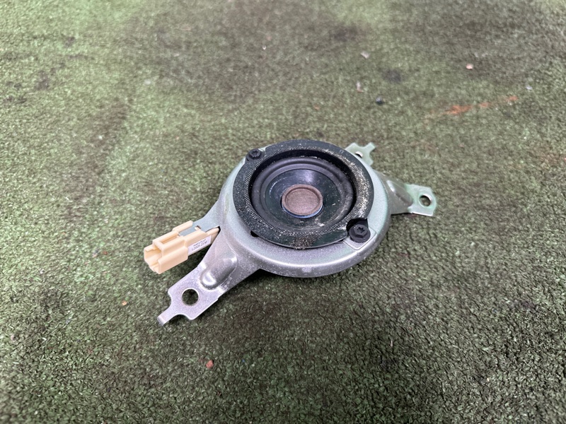 Динамик, 2000 рублей, Москва