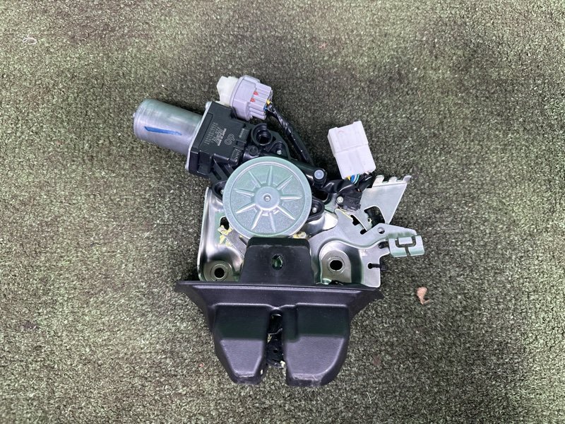 Замок багажника, 30000 рублей, Москва