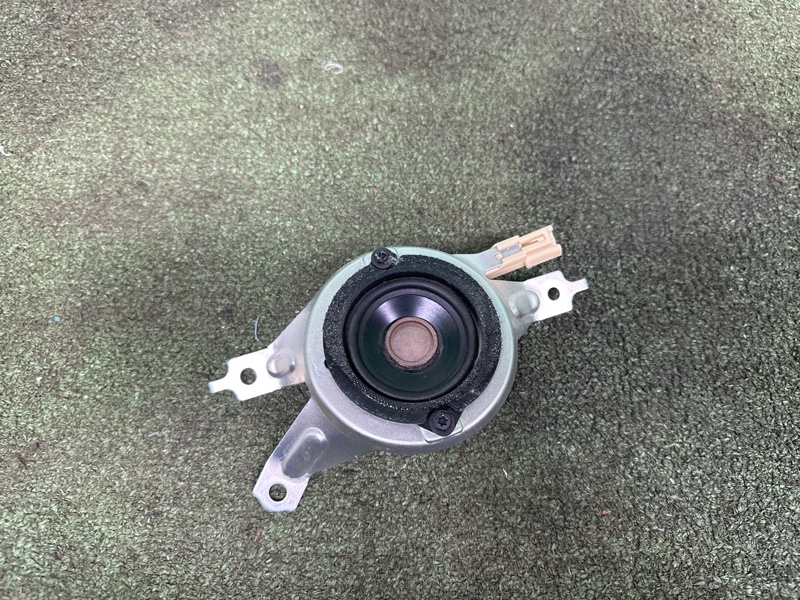 Динамик, 2000 рублей, Москва