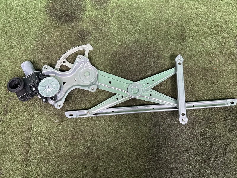 Стеклоподъемник, 10000 рублей, Москва