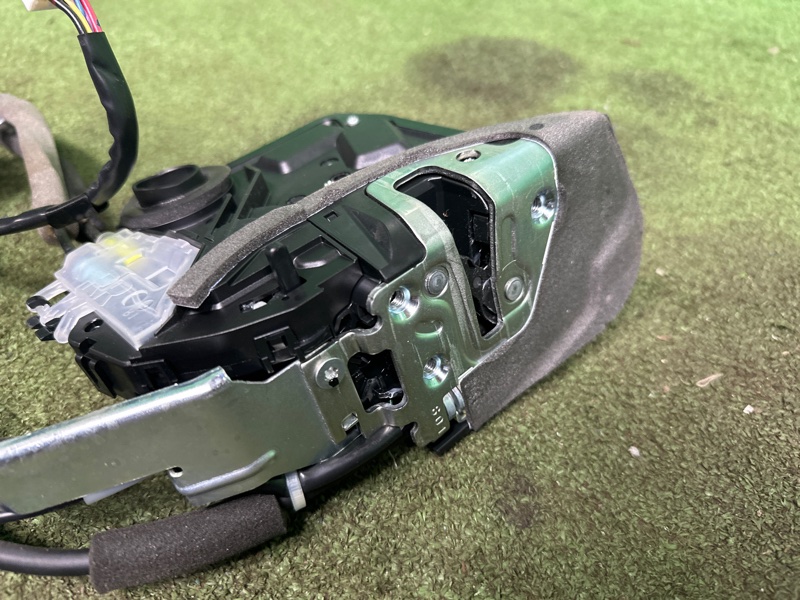 Замок боковой двери, 30000 рублей, Москва