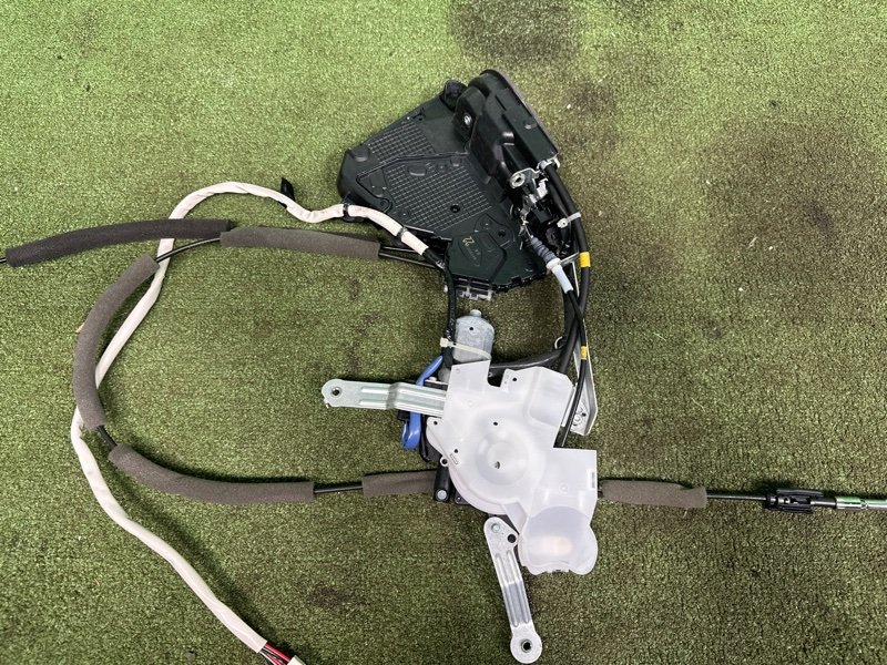 Замок боковой двери, 25000 рублей, Москва