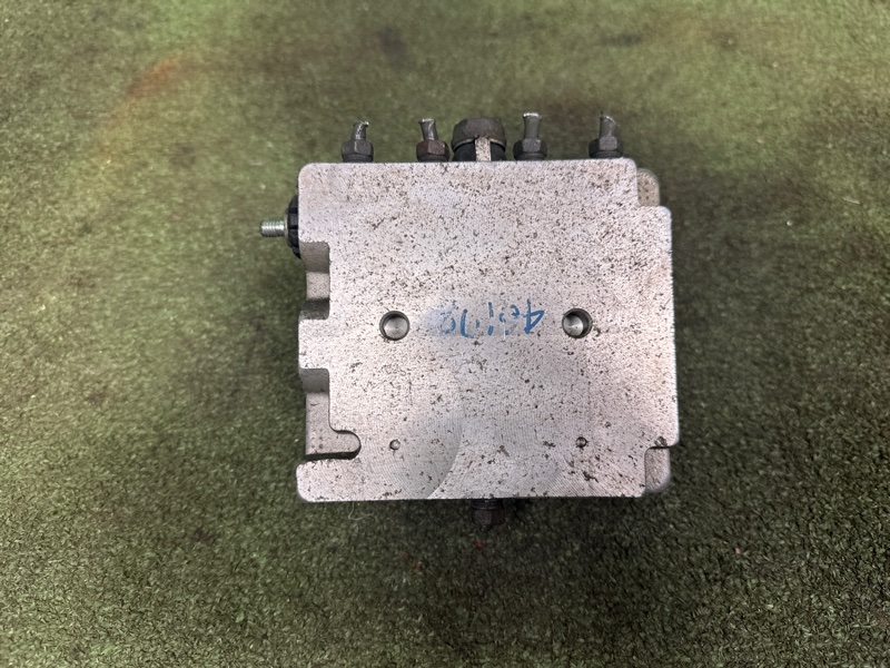 Блок клапанов гидроподвески, 30000 рублей, Москва