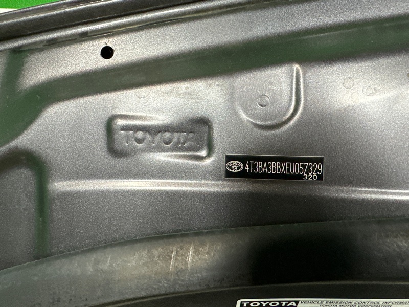 Капот, 65000 рублей, Москва