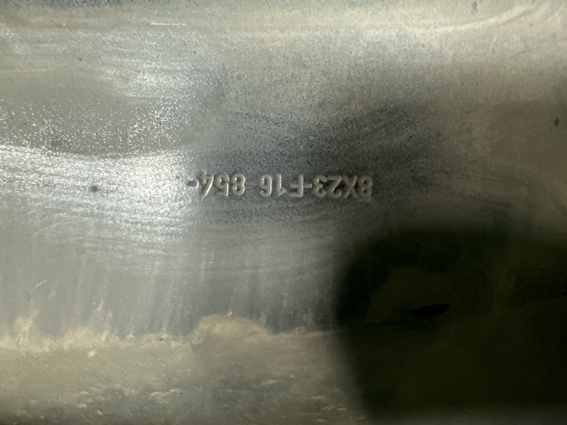 Капот, 5000 рублей, Москва