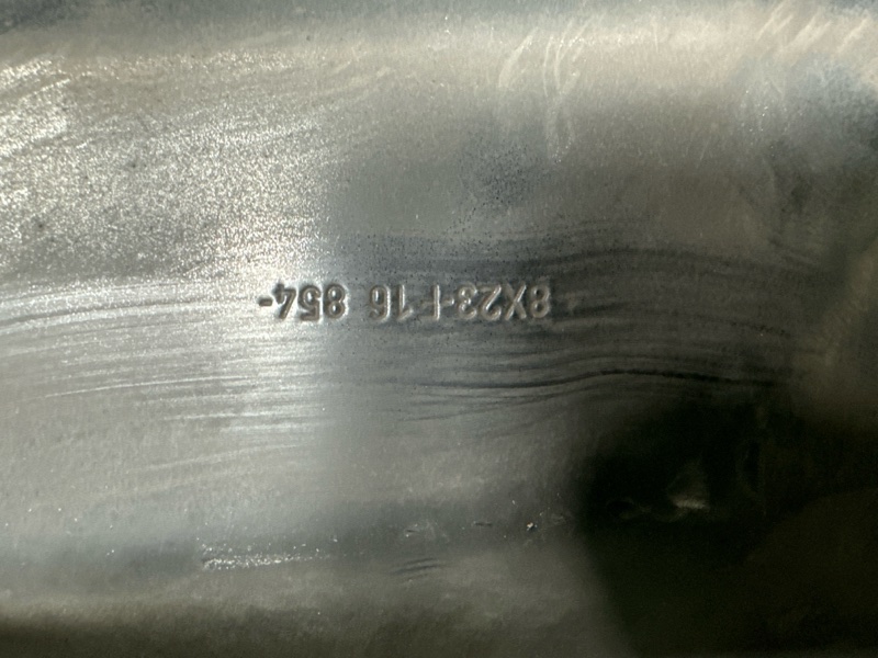 Капот, 10000 рублей, Москва