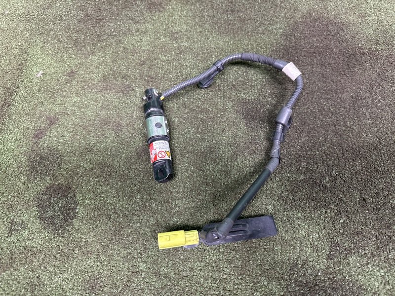 Пиропатрон капота, 28000 рублей, Москва